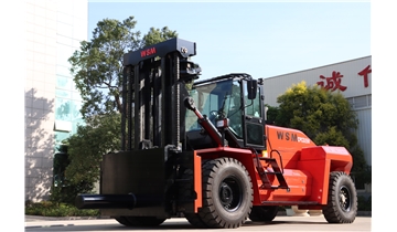 大噸位叉車：重載搬運時代的“鋼鐵脊梁”